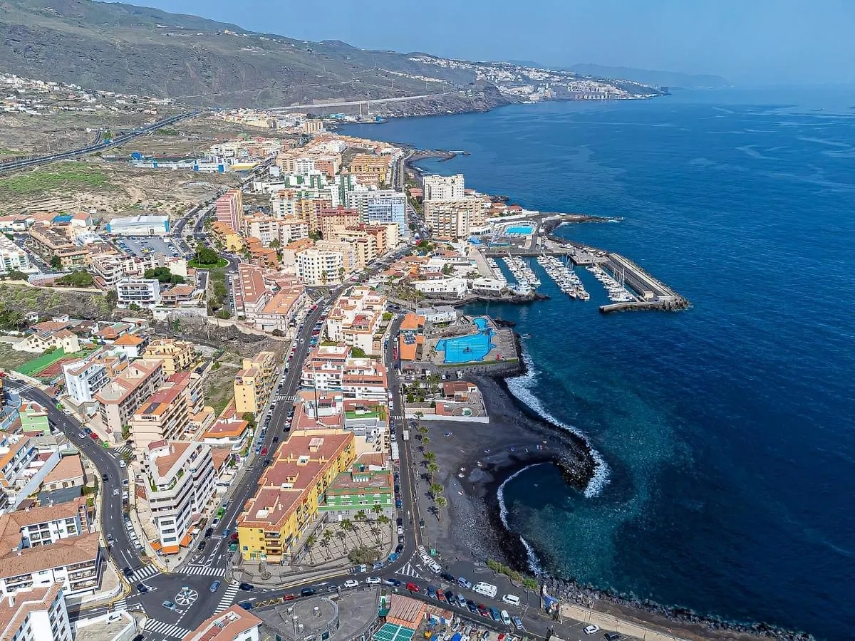 Elegant Candelaria Apartment With Ocean Views