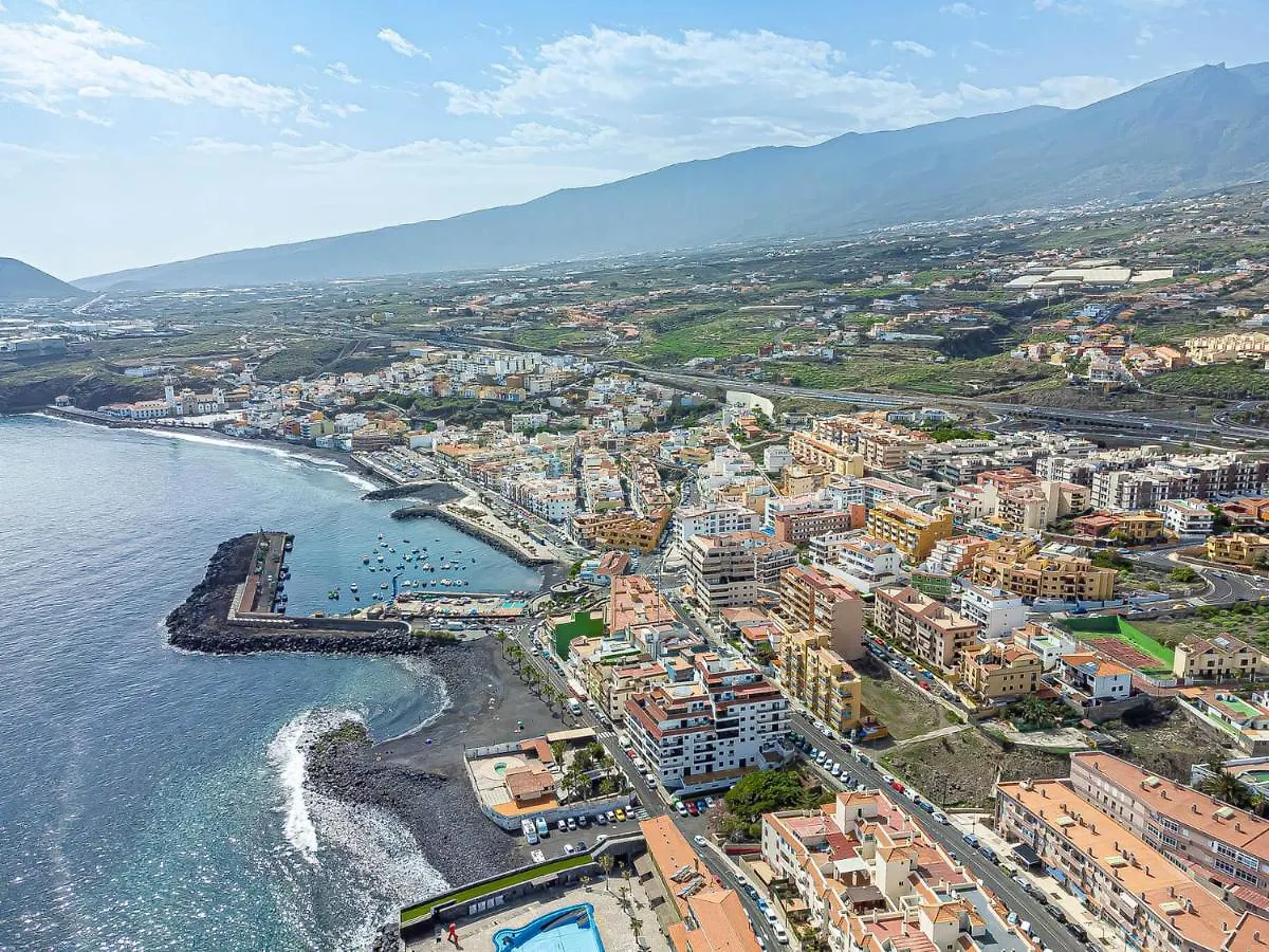 Elegant Candelaria Apartment With Ocean Views